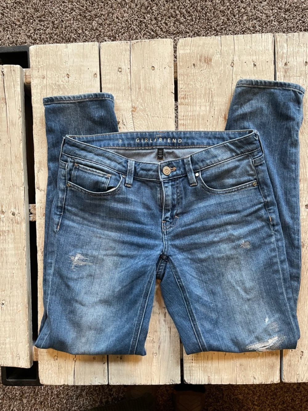 WHBM White House Black Market Mid Rise Girlfriend Jean Size 2